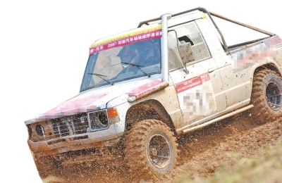 皮卡因既有轎車的舒適性，又有貨車的載貨能力，同時也具備較強(qiáng)的越野性能，深受廣大車友喜愛。