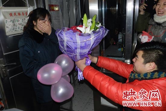 “嫁給我吧，我要愛你一生！”