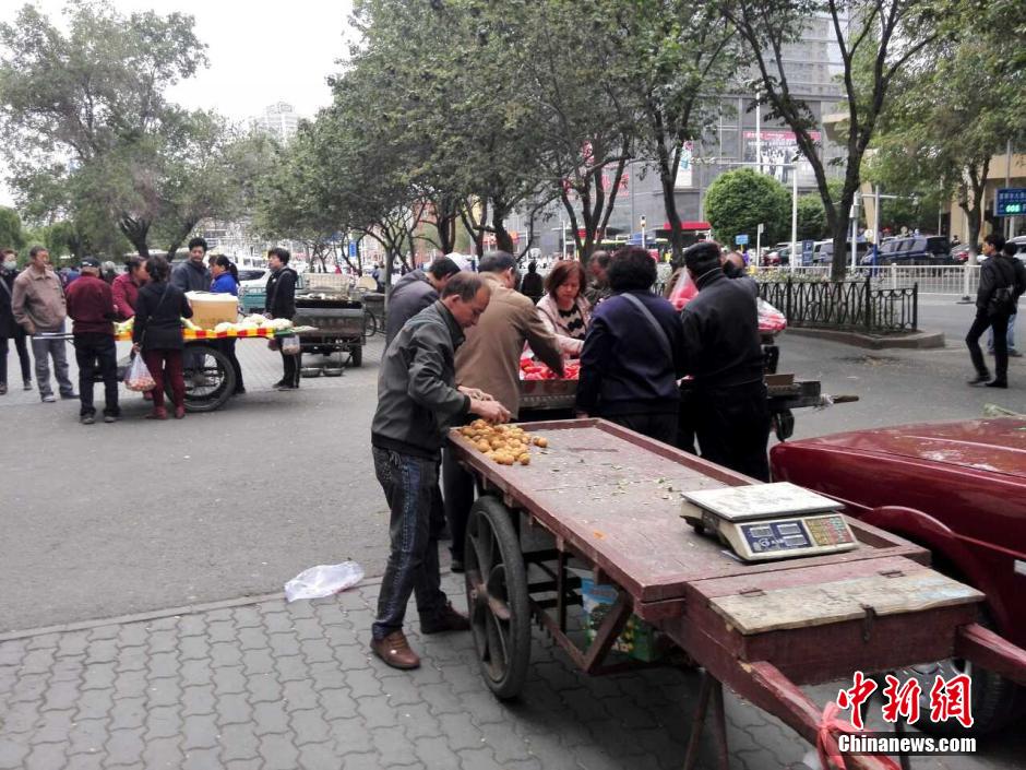 自治區(qū)和烏魯木齊市有關(guān)部門迅速處置，傷員已全部送往醫(yī)院救治。