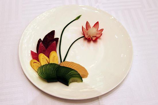 迎賓冷盤“洋花蘿卜”。 花惠生 供圖