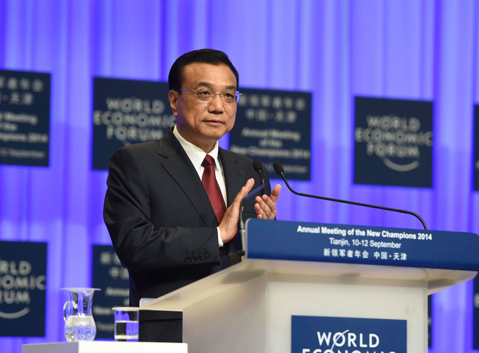李克強(qiáng)總理出席夏季達(dá)沃斯論壇并發(fā)表開幕式致辭。
