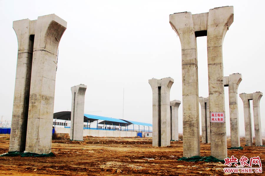 今年9月份，媒體曾報(bào)道稱，此項(xiàng)目停工的原因主要是資金鏈斷裂。