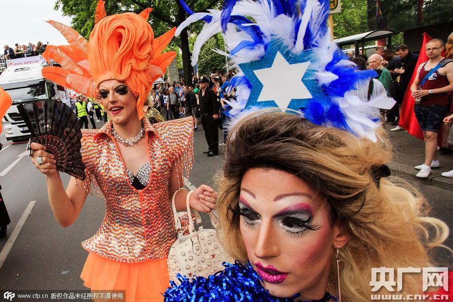 德國柏林，當?shù)嘏e行同性戀驕傲大游行