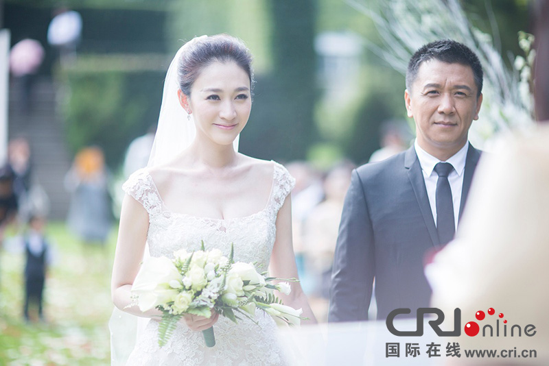 李小冉比利時辦婚禮 朱丹、鐘欣潼、應采兒做伴娘