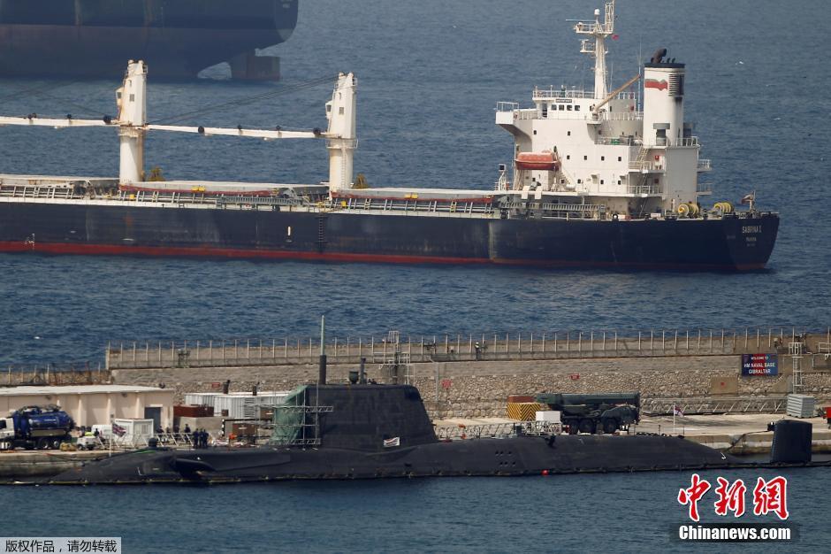 英國(guó)一核潛艇與商船相撞 核潛艇完敗