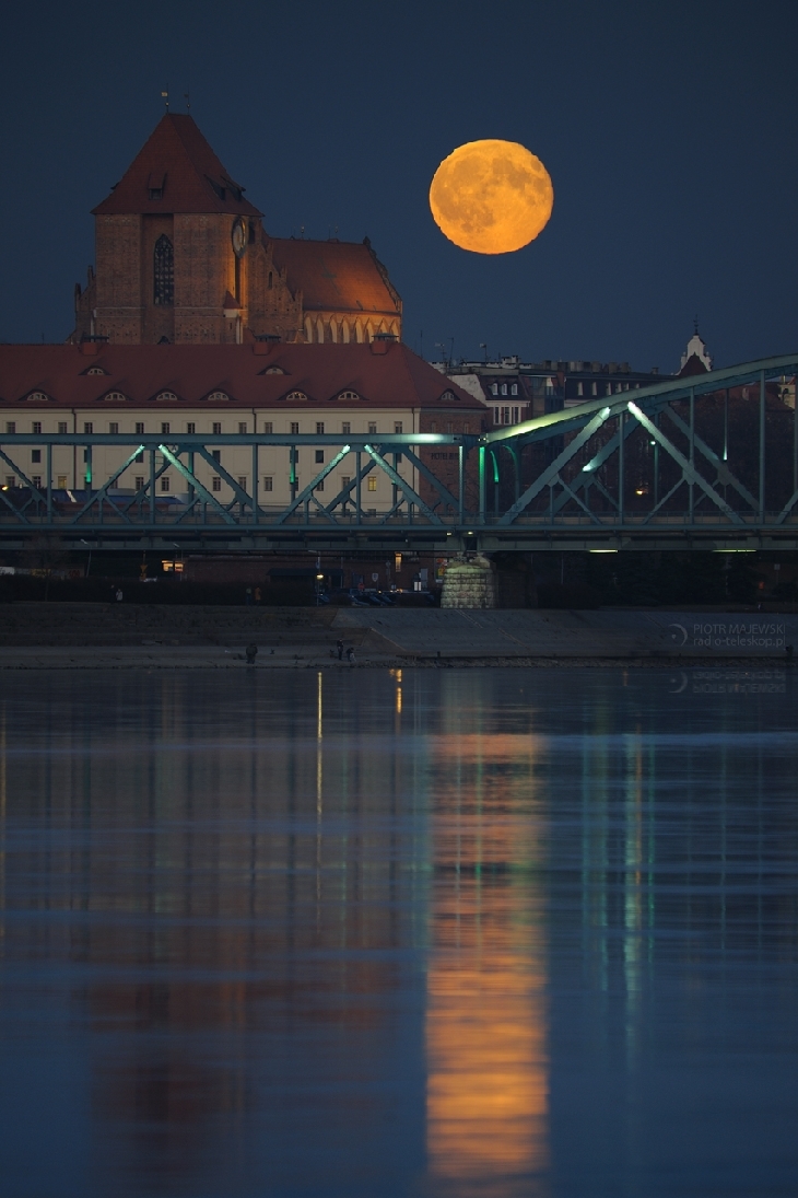 68年來(lái)最大！今晚夜空上演超級(jí)月亮