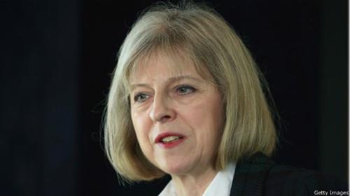 特雷莎·梅有關(guān)海外留學(xué)生的移民政策遭到猛烈批評(píng)。