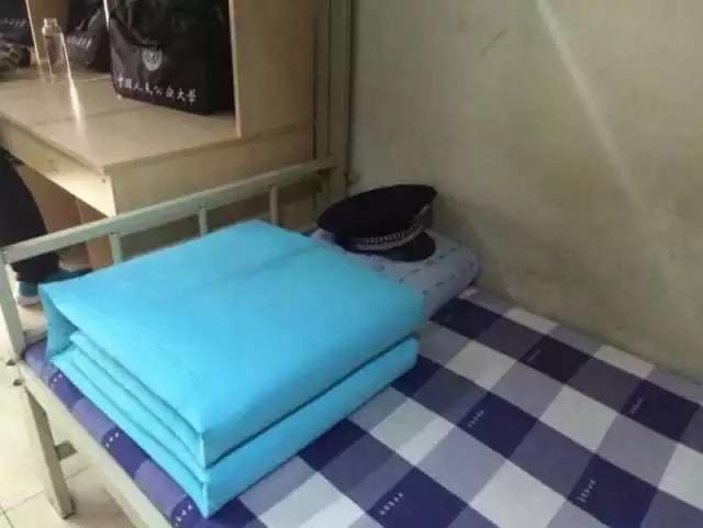 這個(gè)學(xué)校的男生宿舍火了！女同學(xué)都喊著要嫁