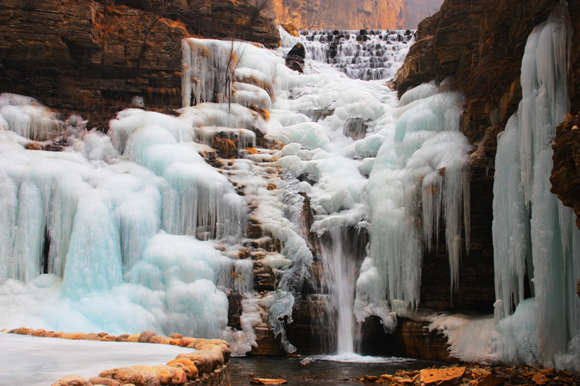 冬天來通天峽看冰掛吧!景區(qū)門票半價(jià)優(yōu)惠哦。