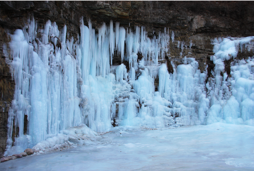 冬天來通天峽看冰掛吧!景區(qū)門票半價(jià)優(yōu)惠哦。