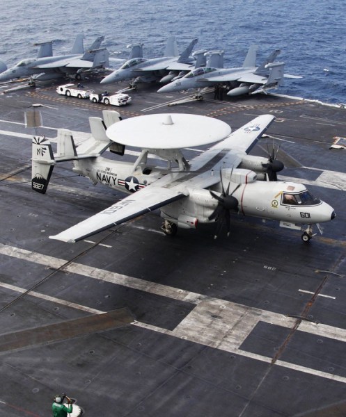 6月24日，美國和韓國在黃海海域舉行大規(guī)模海上聯(lián)合軍演。