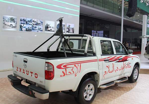 國產(chǎn)品牌推出利比亞皮卡戰(zhàn)車。