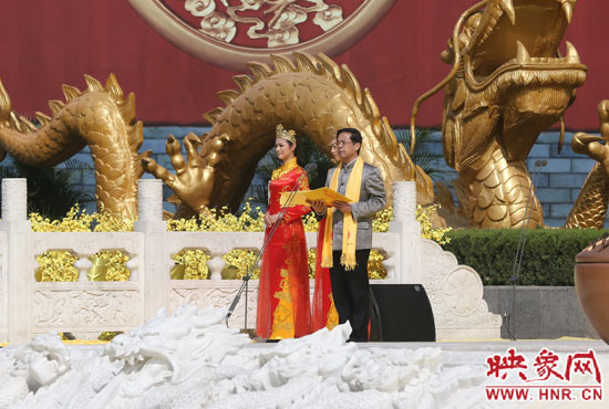 省委副書記、省政協(xié)主席葉冬松致歡迎詞。映象網(wǎng)記者 邵恰 攝