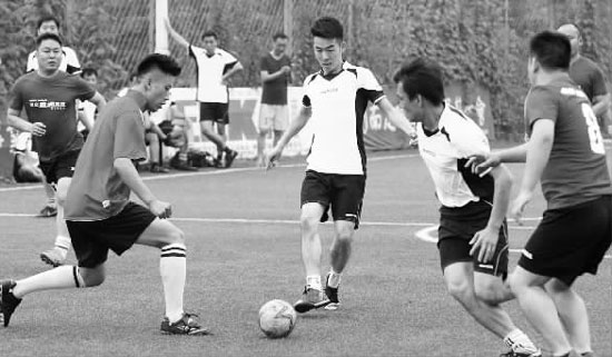 三場小組賽三戰(zhàn)全勝，我們只看到了開頭，沒猜中結(jié)尾