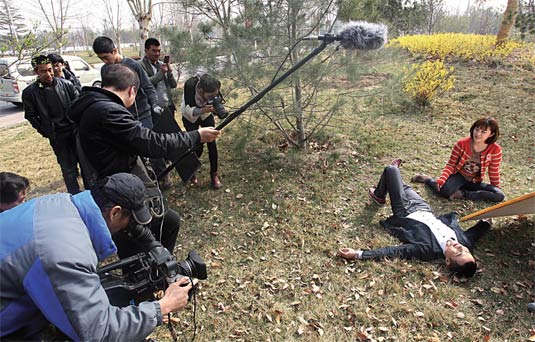 自制劇《致命友誼》開機(jī) 《曉華探案》邀您圓夢