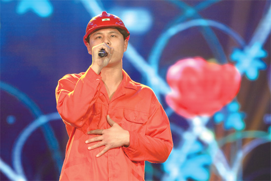 《開口就唱》新年歌會，百姓歌手唱享幸福