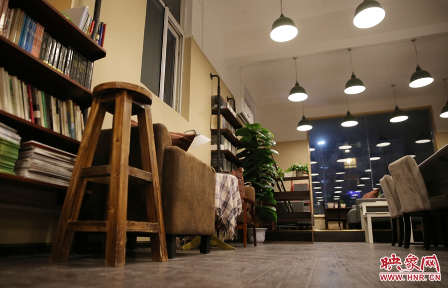 書店內(nèi)的裝飾。