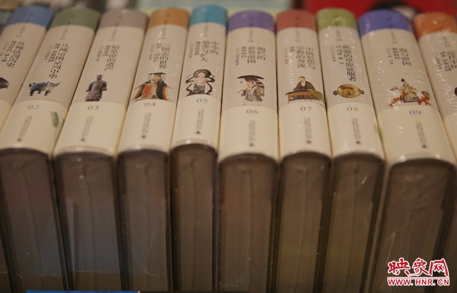 書店內(nèi)的書。