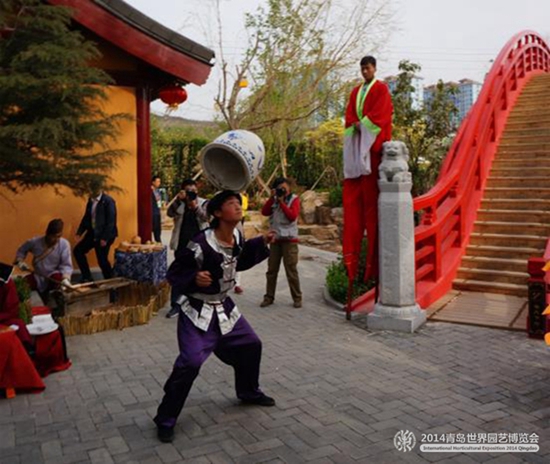 青島世園會上演動態(tài)版《清明上河圖》